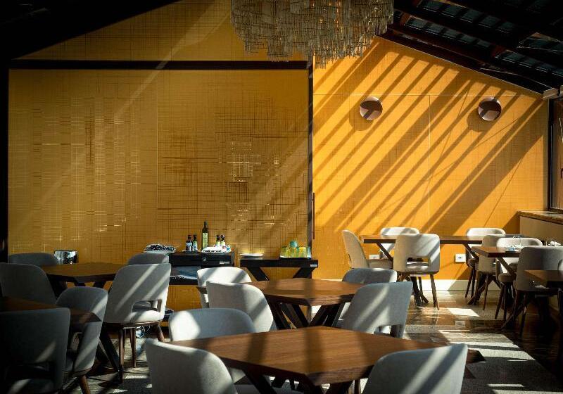 هتل De Bonart Naples   Curio Collection By Hilton