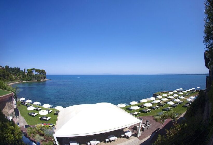 ホテル Villa Domizia