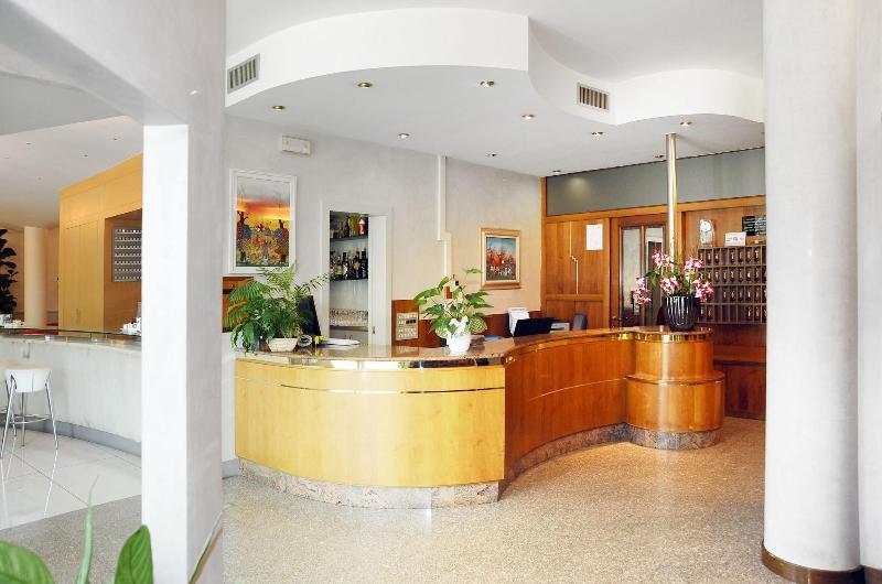 Hi Hotel   Wellness & Spa