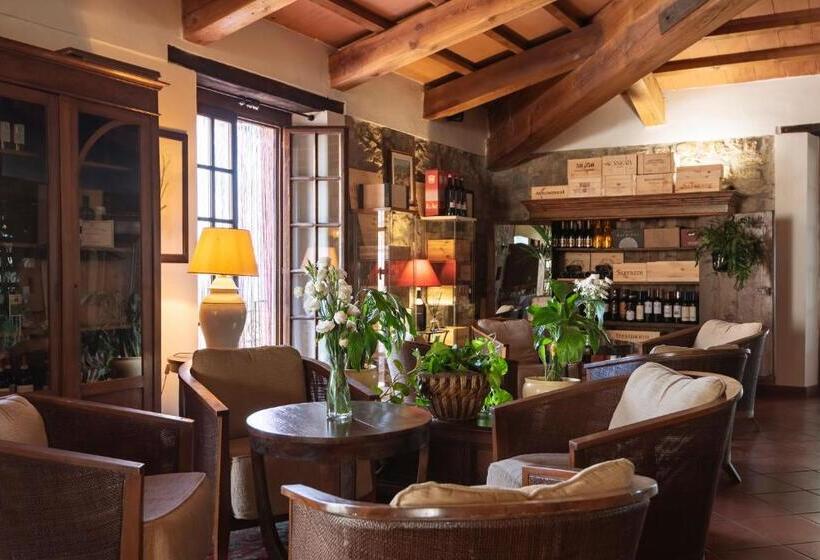 فندق Antico Casale Di Scansano Resort