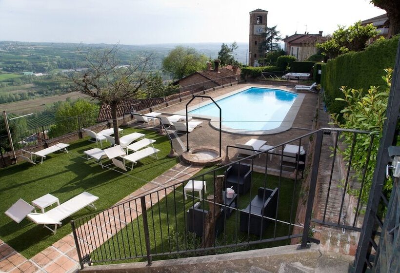 ホテル Castello Di Santa Vittoria