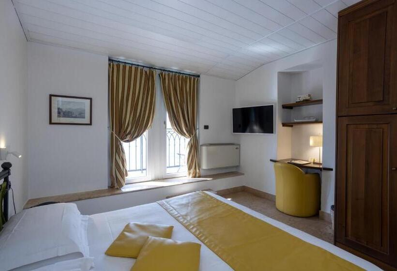 호텔 Du Lac Varenna