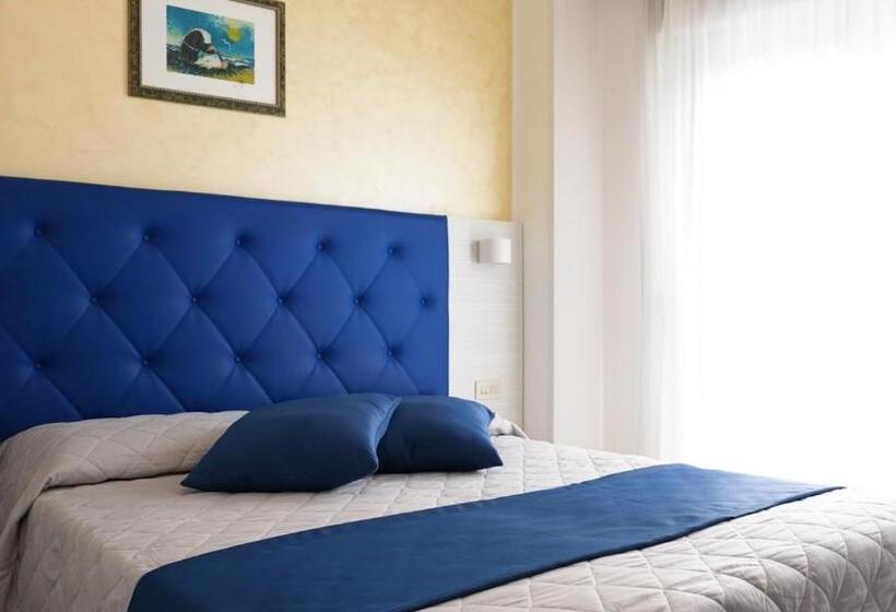 هتل Haus Charlotte