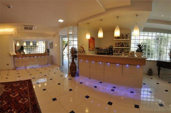 هتل Haus Charlotte