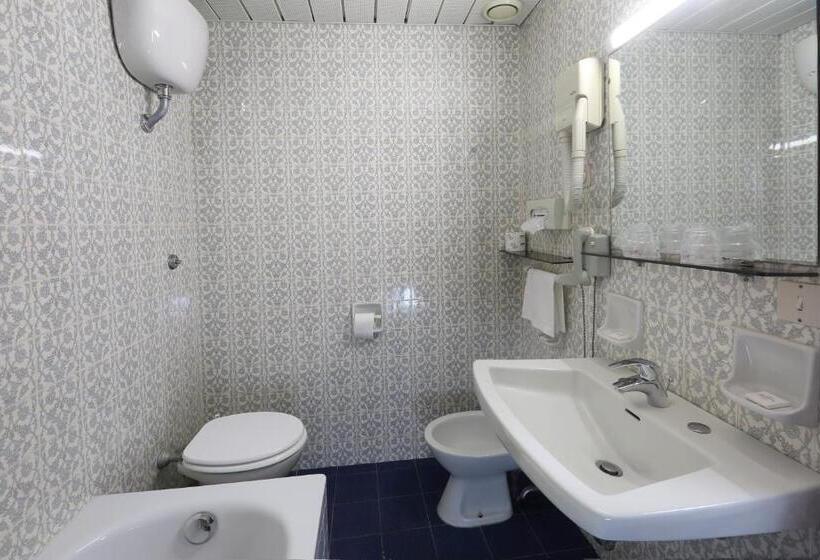 هتل Lido Mediterranee