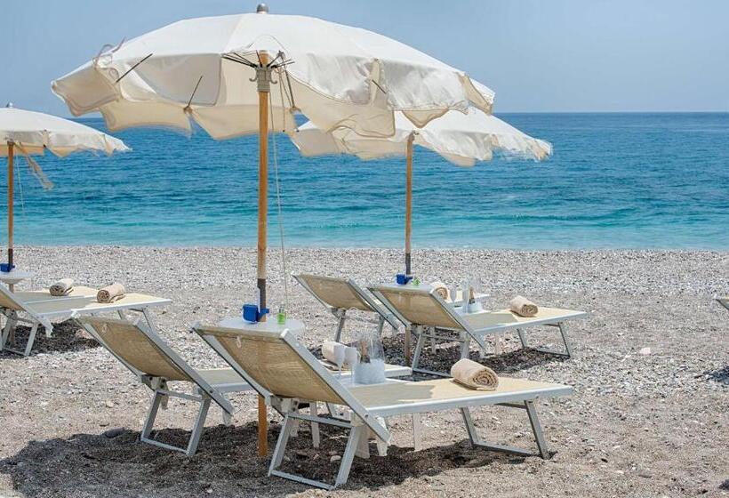 هتل NH Collection Taormina