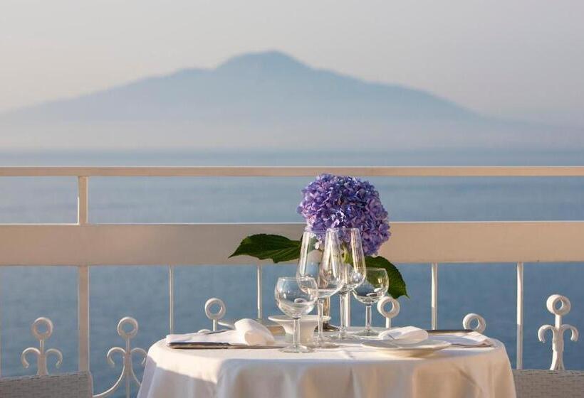 בית מלון כפרי Regina