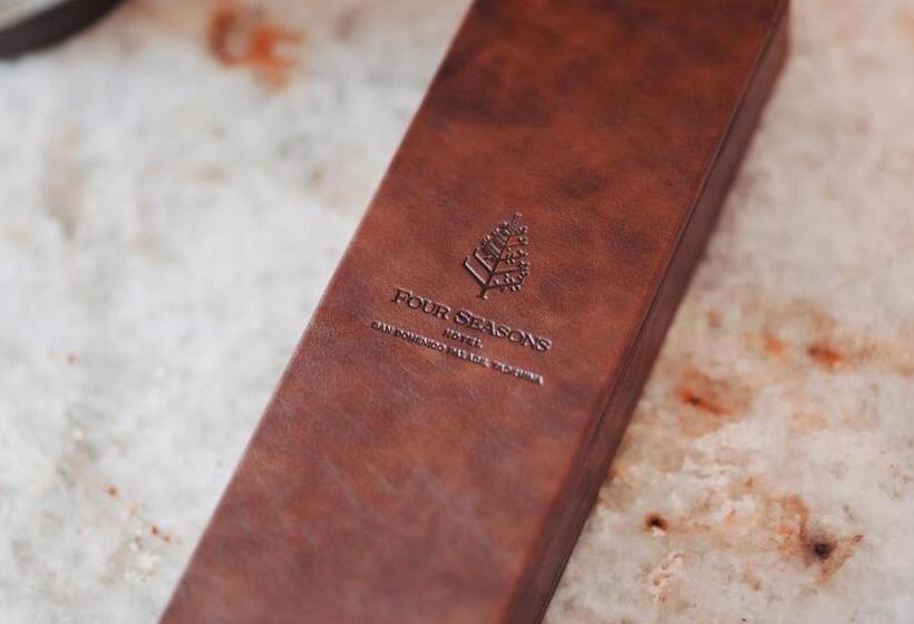 هتل San Domenico Palace, Taormina, A Four Seasons