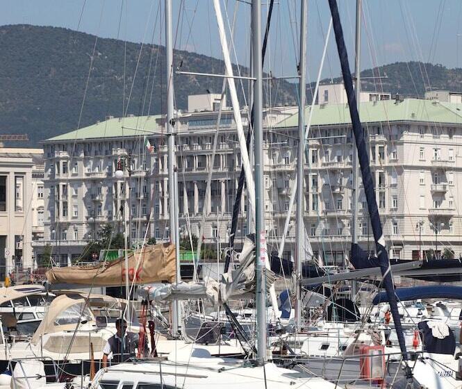 Savoia Excelsior Palace Trieste   Starhotels Collezione