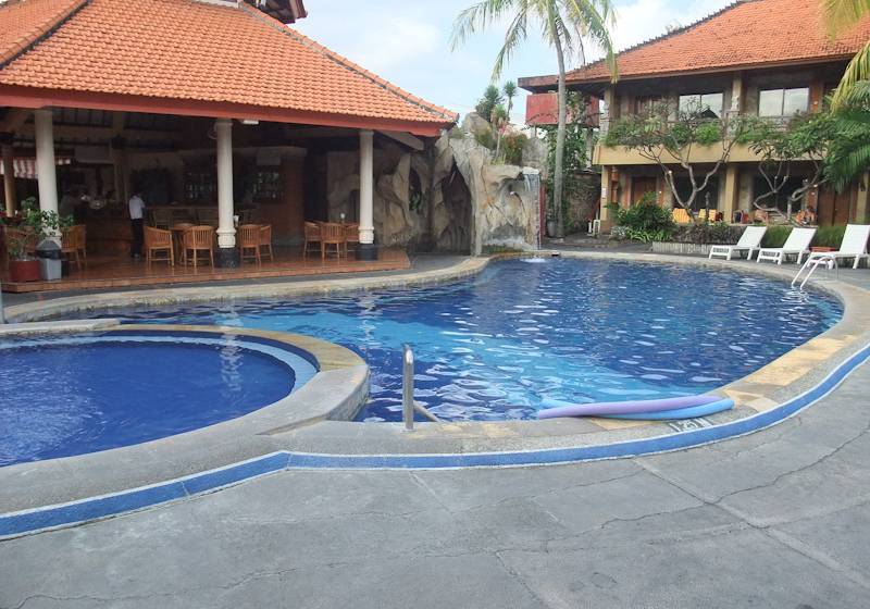 酒店 Kuta Beach Club