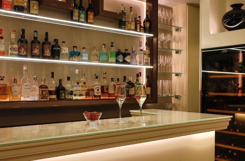 Отель Tigullio Et De Milan