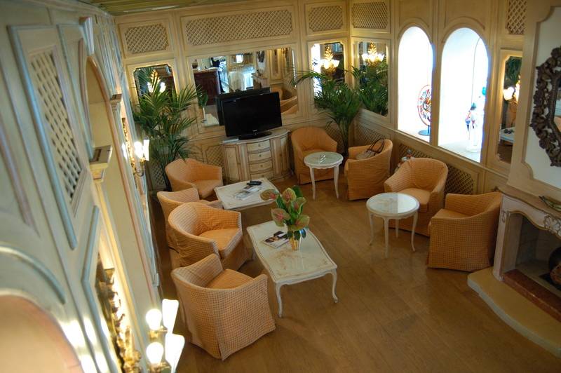 هتل Villa Laguna