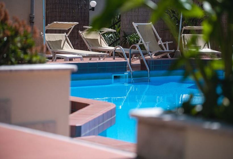 레지던스 Coccodrillo Hotel & Apartments