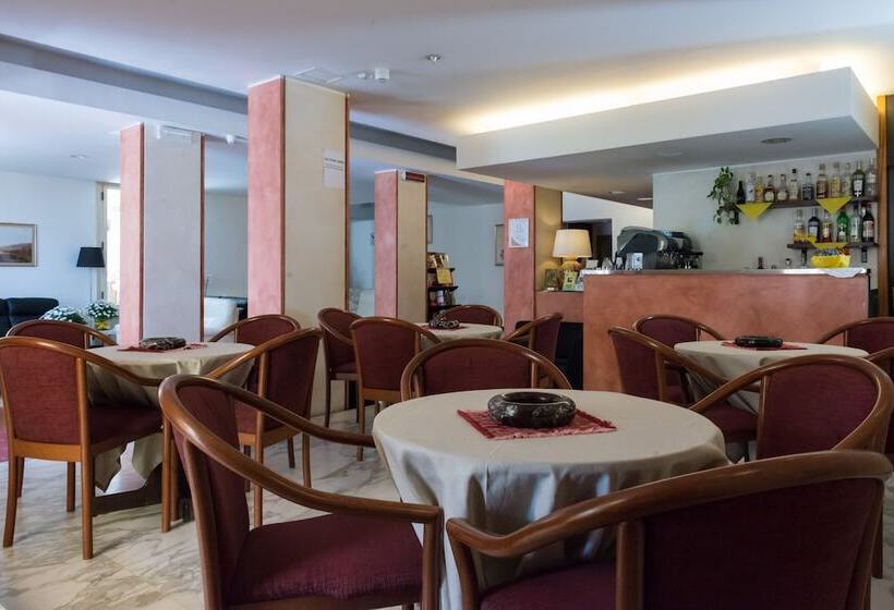 레지던스 Coccodrillo Hotel & Apartments