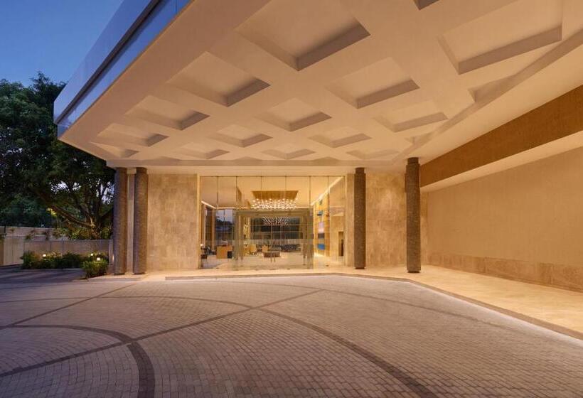 فندق Courtyard By Marriott Tiruchirappalli