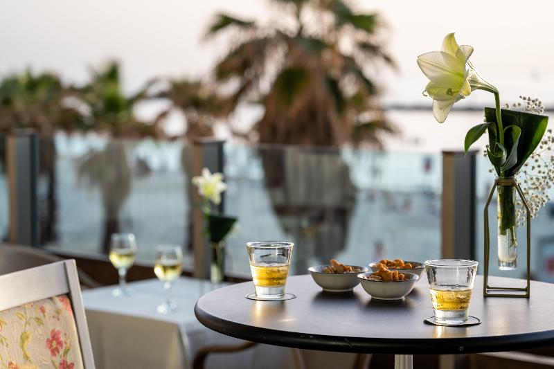 酒店 Herods Tel Aviv By The Beach