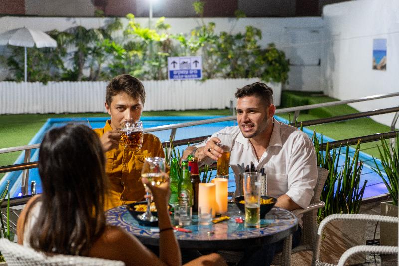 ホテル Leonardo Beach Tel Aviv