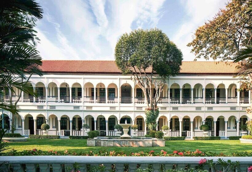 هتل Majapahit Surabaya Mgallery
