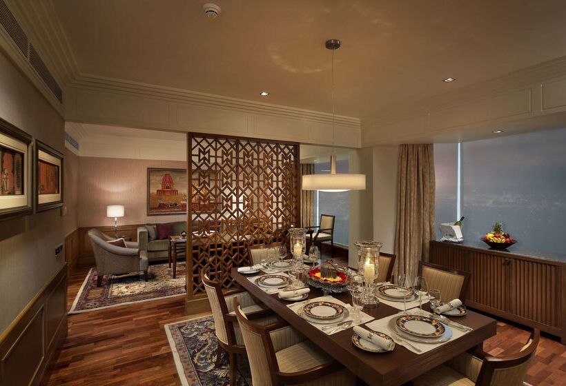 Отель The Leela Mumbai