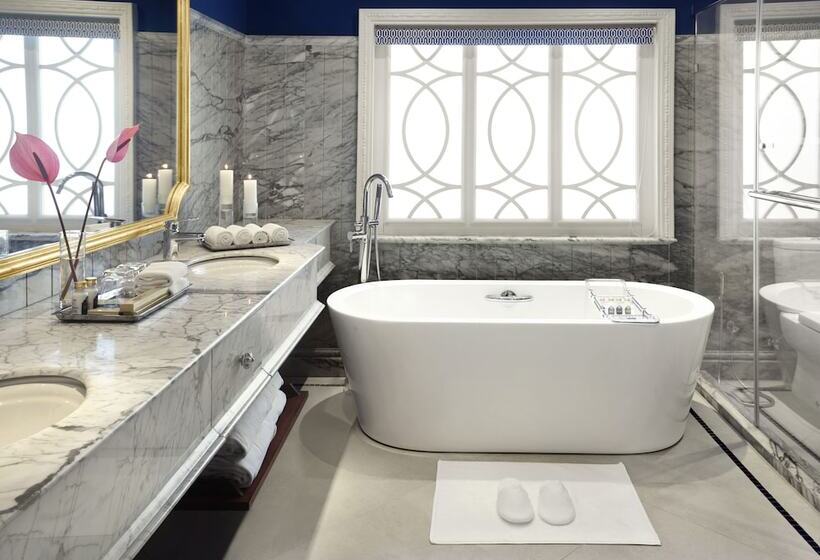 Taj Fort Aguada Resort & Spa, Goa