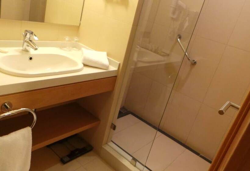 هتل Amman Airport