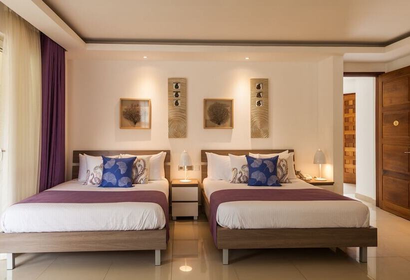 هتل Leopard Beach Resort And Spa