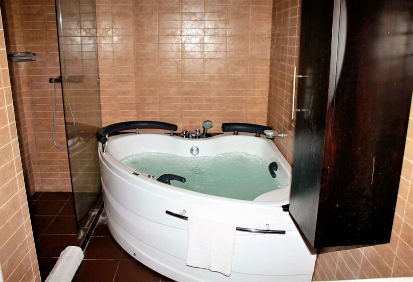 Hotel Cocoa Luxury Resort, Nyali, Mombasa