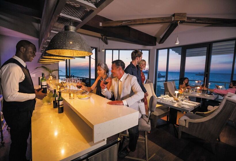هتل Sandals Montego Bay   All Inclusive Couples Only