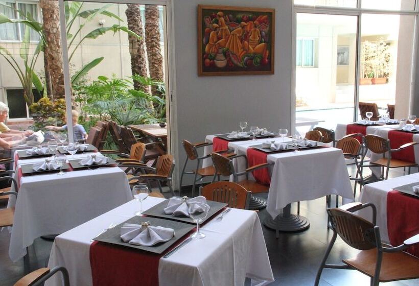 هتل Casablanca Suites & Spa