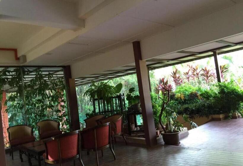 منتجع Mersing Merlin Inn
