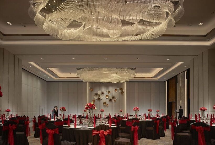 استراحتگاه Shangri La Tanjung Aru, Kota Kinabalu