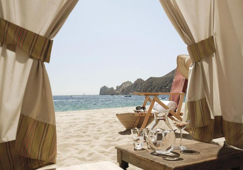 هتل Hacienda Beach Club & Residences