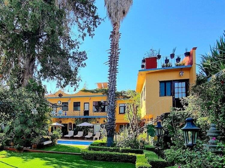 هتل Hacienda De Las Flores