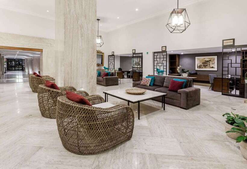 هتل Ramada Plaza By Wyndham Leon