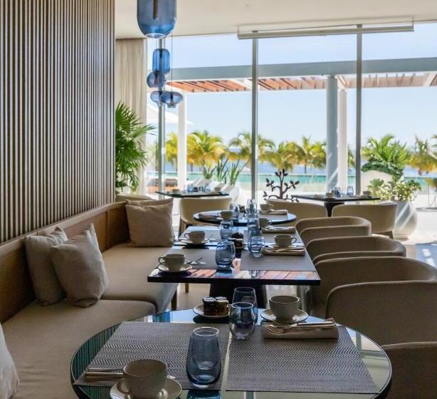 هتل Sls Cancun