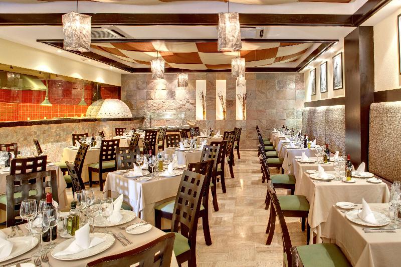 אתר נופש Barcelo Puerto Vallarta  All Inclusive