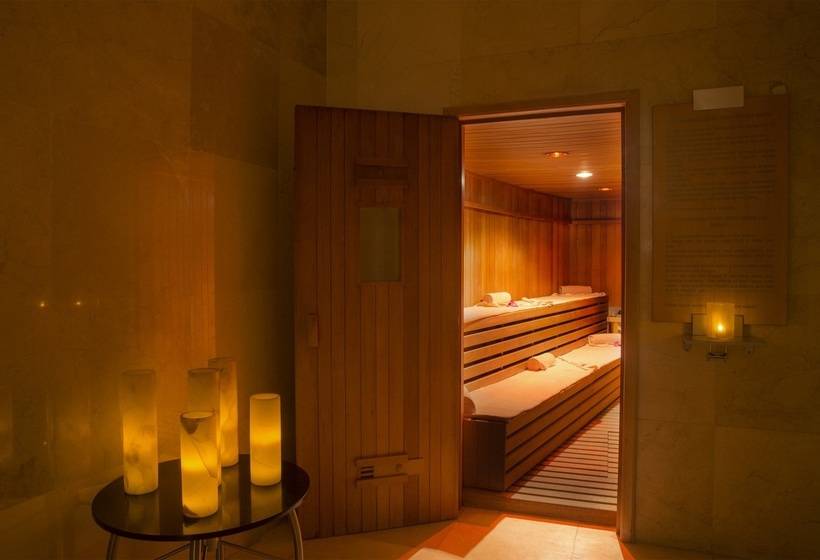 リゾートホテル Beach Palace All Inclusive