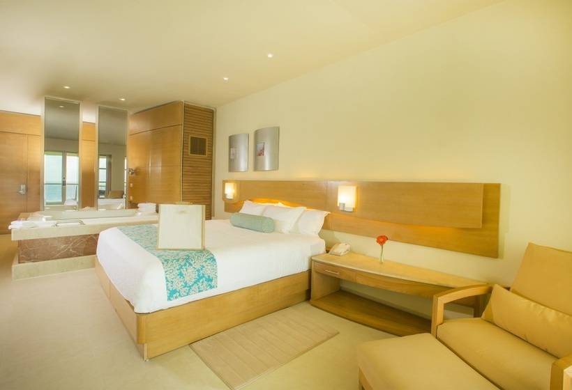 リゾートホテル Beach Palace All Inclusive