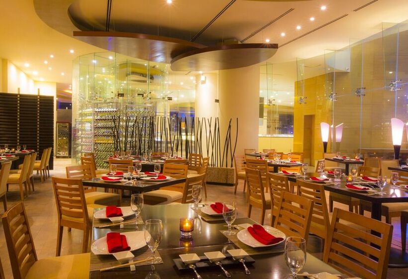 リゾートホテル Beach Palace All Inclusive