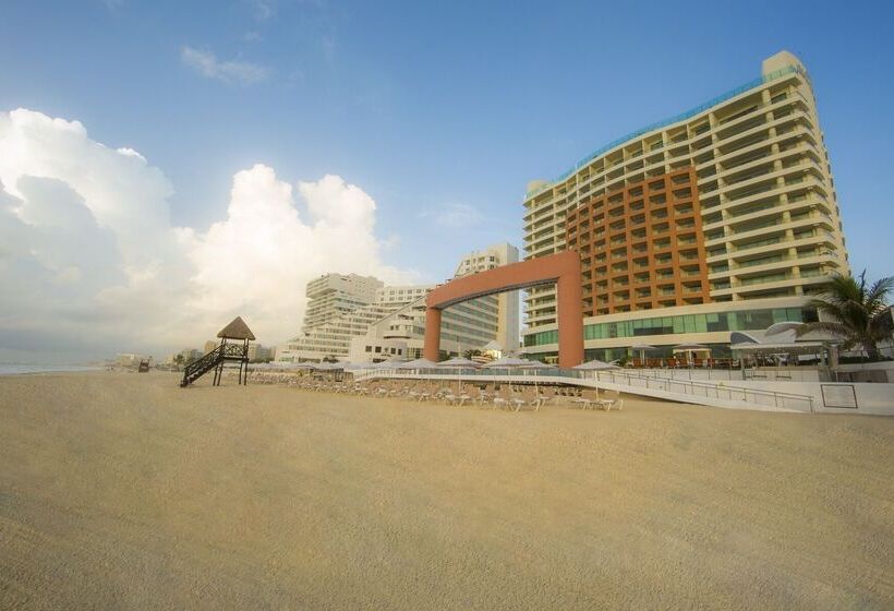 リゾートホテル Beach Palace All Inclusive