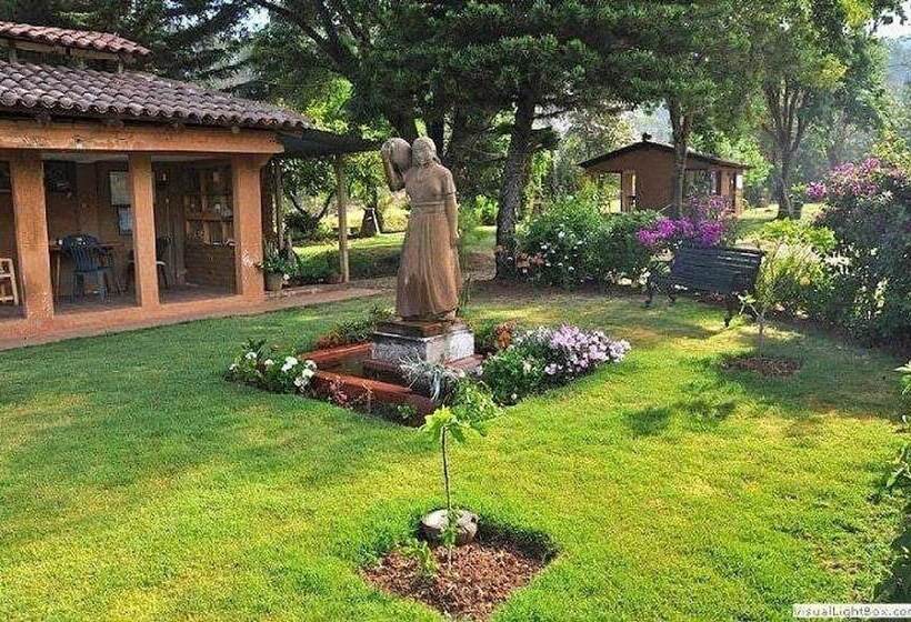 هتل Villa Patzcuaro Garden