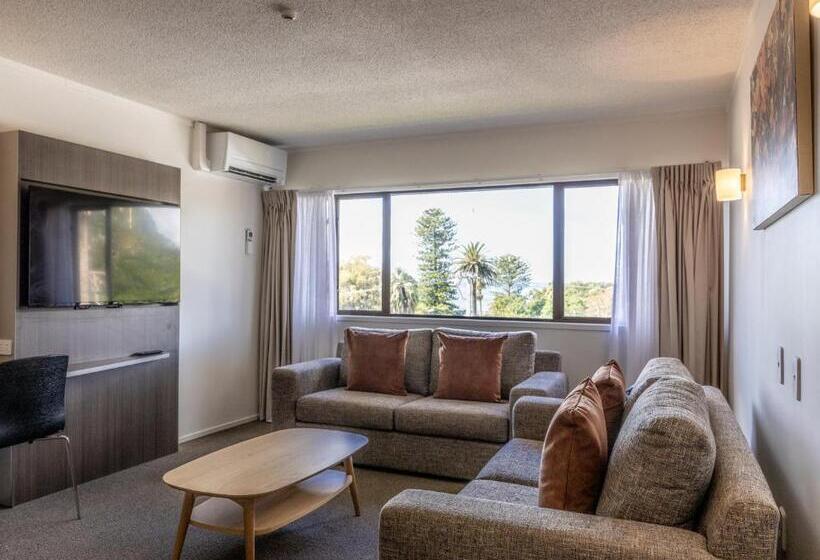 هتل Auckland Rose Park