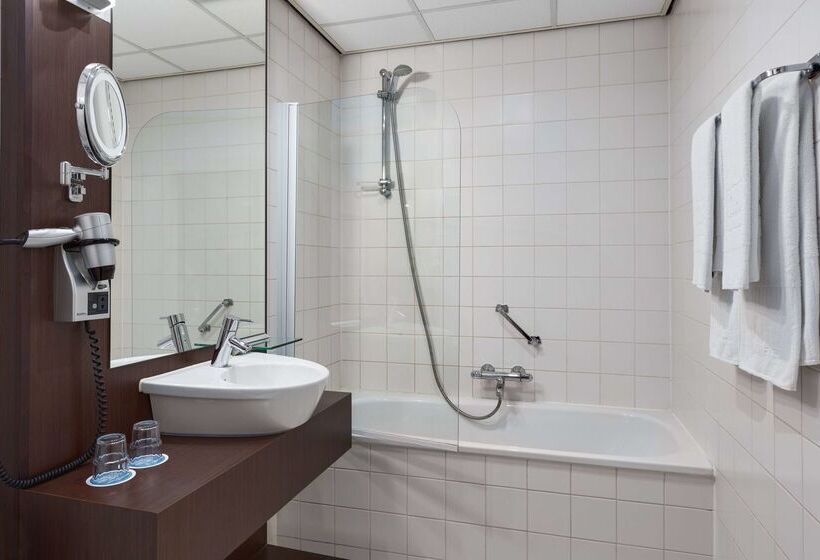 בית מלון כפרי NH Centre Utrecht