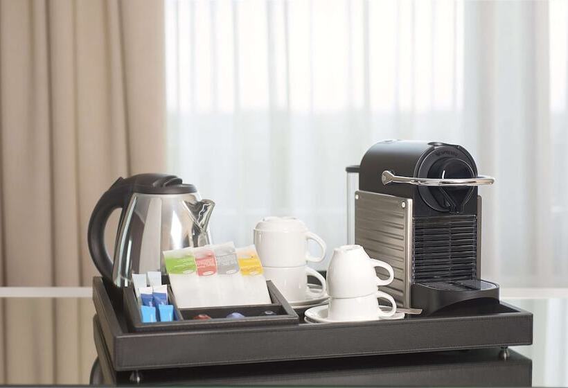 בית מלון כפרי NH Centre Utrecht