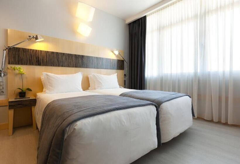 هتل Alif Avenidas