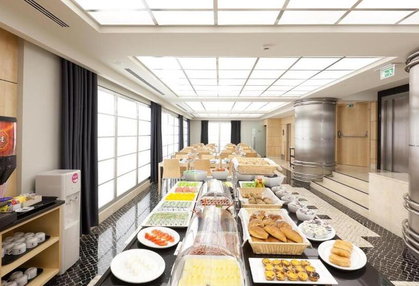 هتل Alif Avenidas