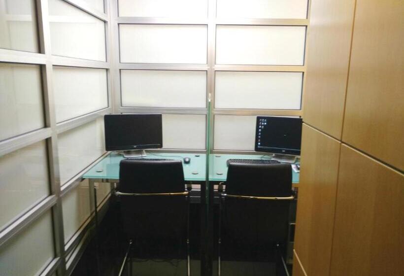 هتل Alif Avenidas