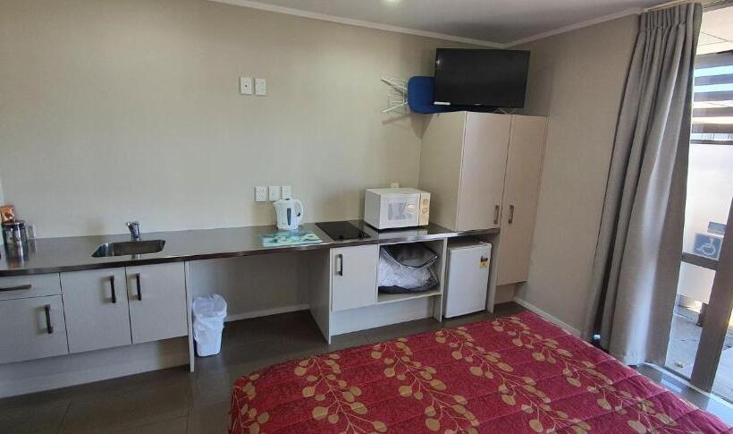 בית מלון כפרי Aspree Motor Inn