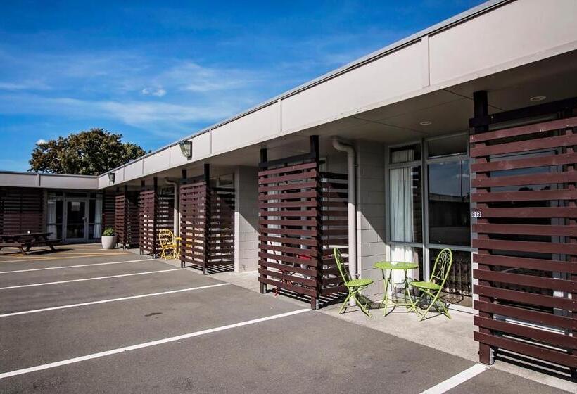 בית מלון כפרי Aspree Motor Inn
