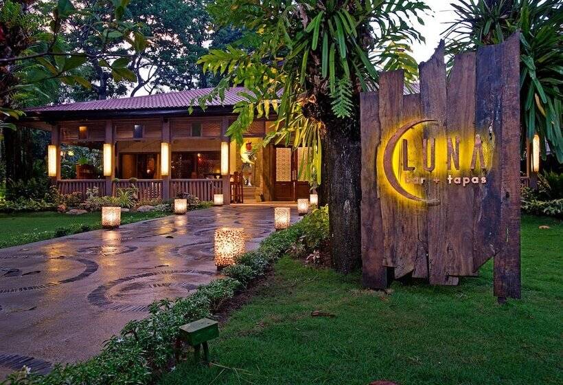 Hotelli Costabella Tropical Beach